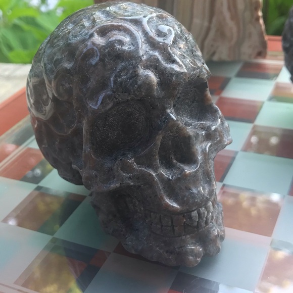 Natural Yooperlite Hand Carved Skull - Picture 2 of 11
